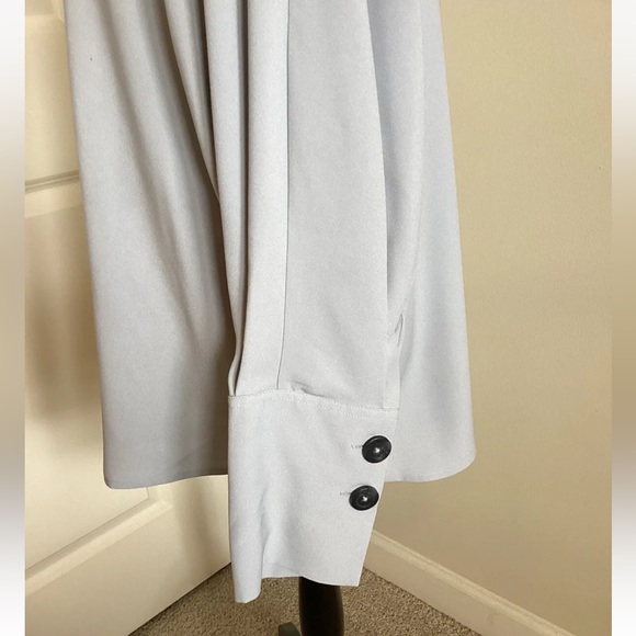 Ann Taylor Women’s Modern V-Neck Dolman Sleeve Gray Blouse Size Large - Picture 7 of 8